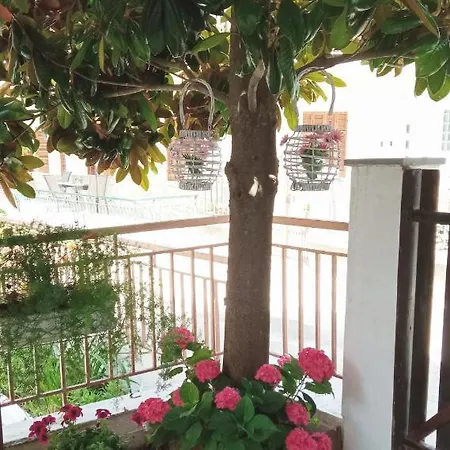 Marika House * סטאברוס