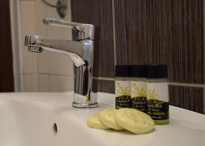 Marika House * 斯塔夫罗斯