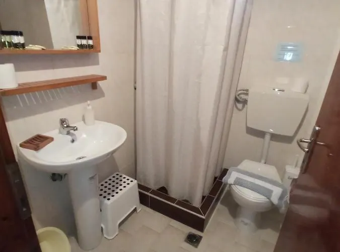 Marika House * ستافروس